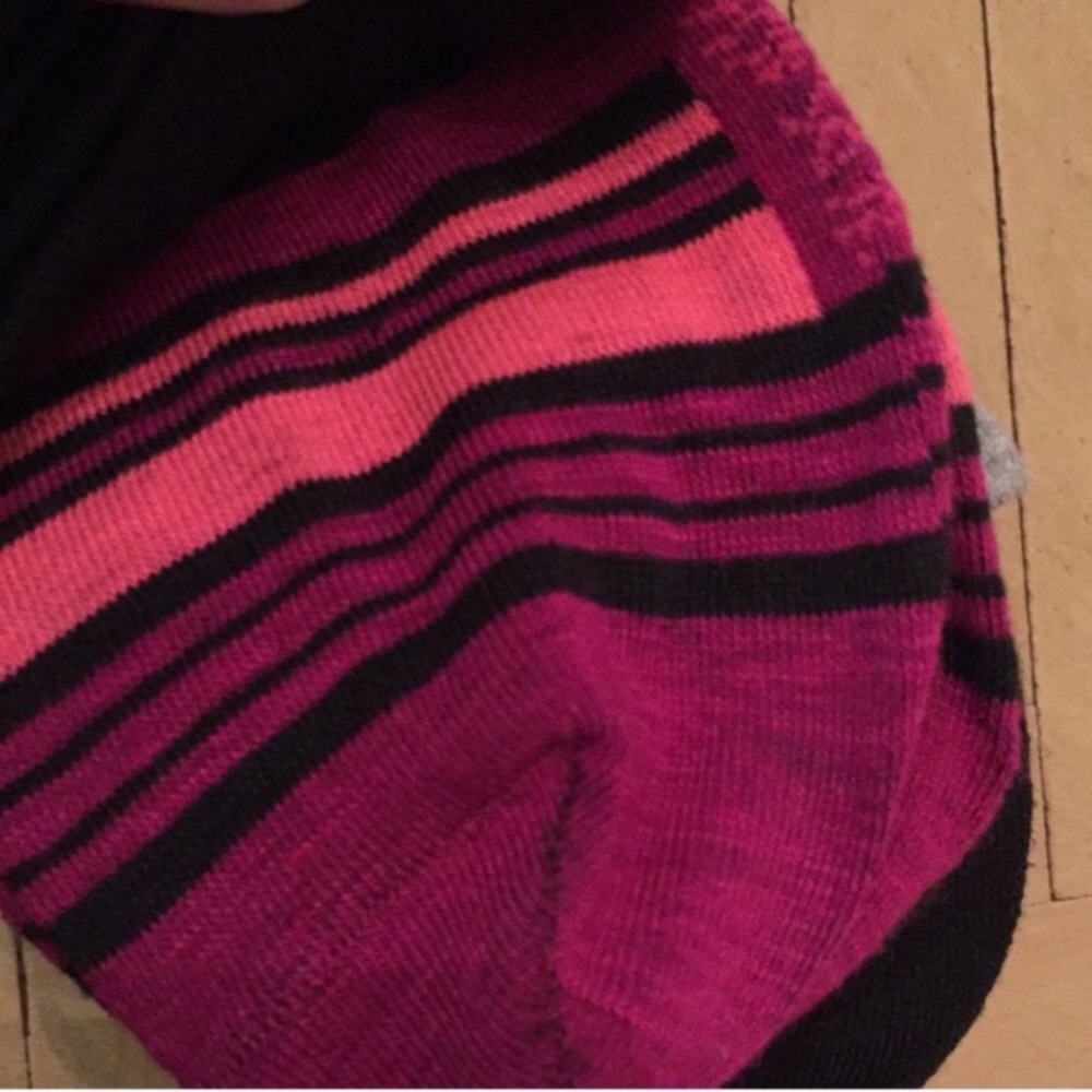Betsey Johnson 5 Pair Crew Socks Floral NWT - Picture 4 of 6